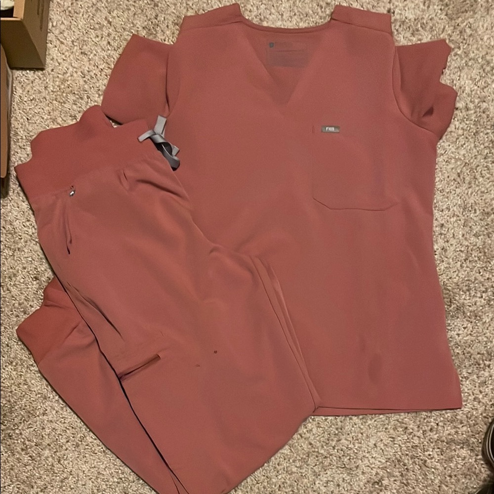 Figs Mauve Scrub Set